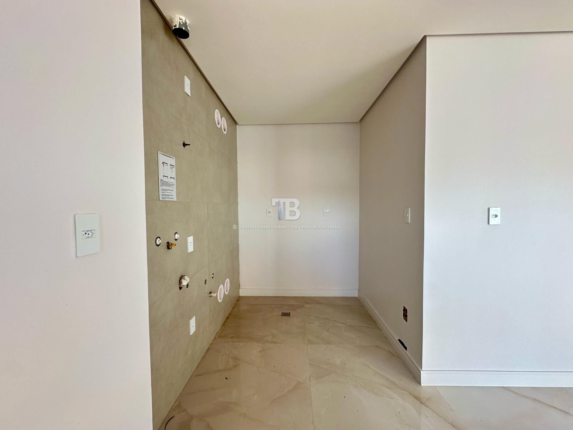 Apartamento Novo à Venda