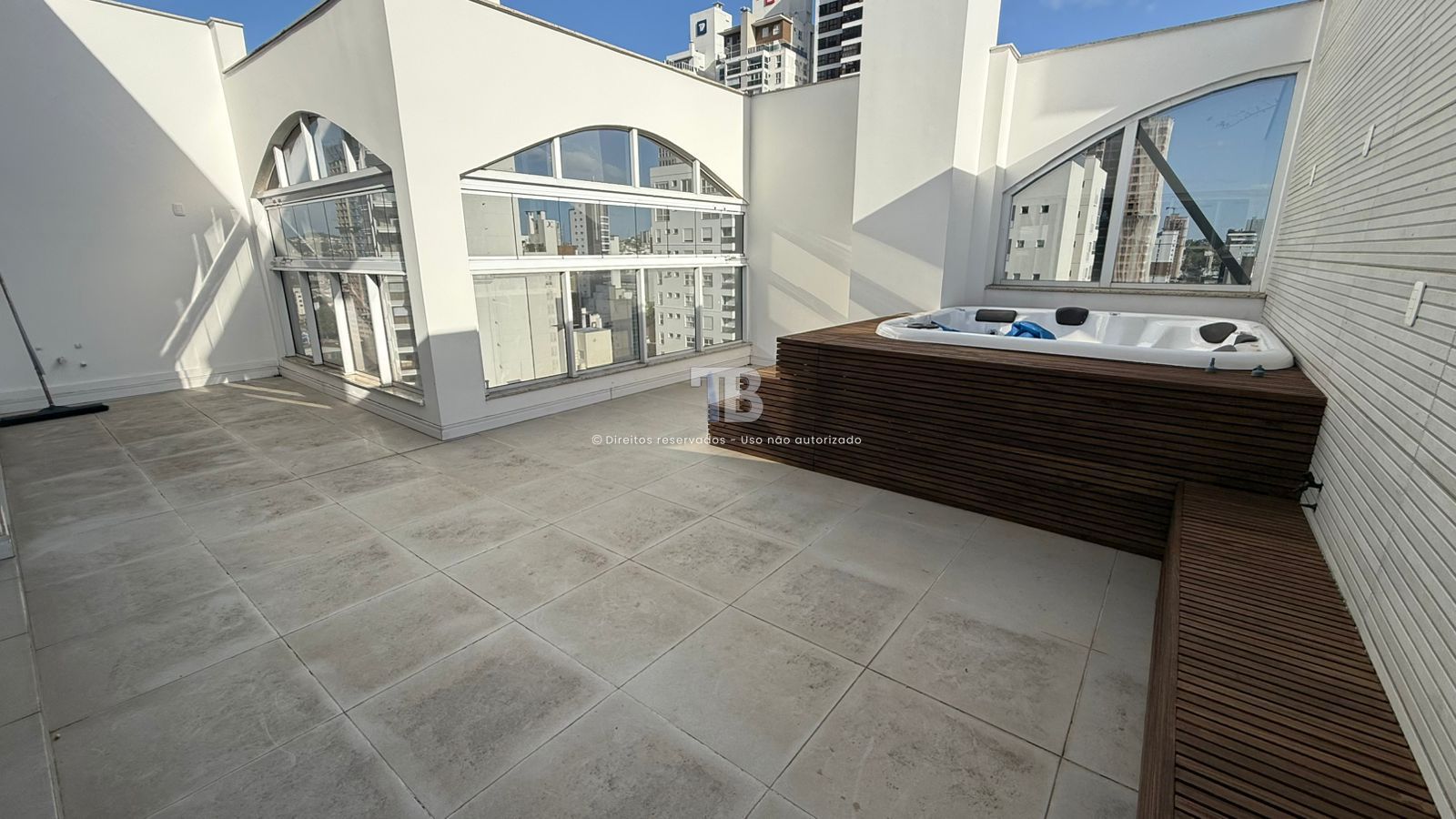 Cobertura 4 Suítes à Venda: Vista Panorâmica