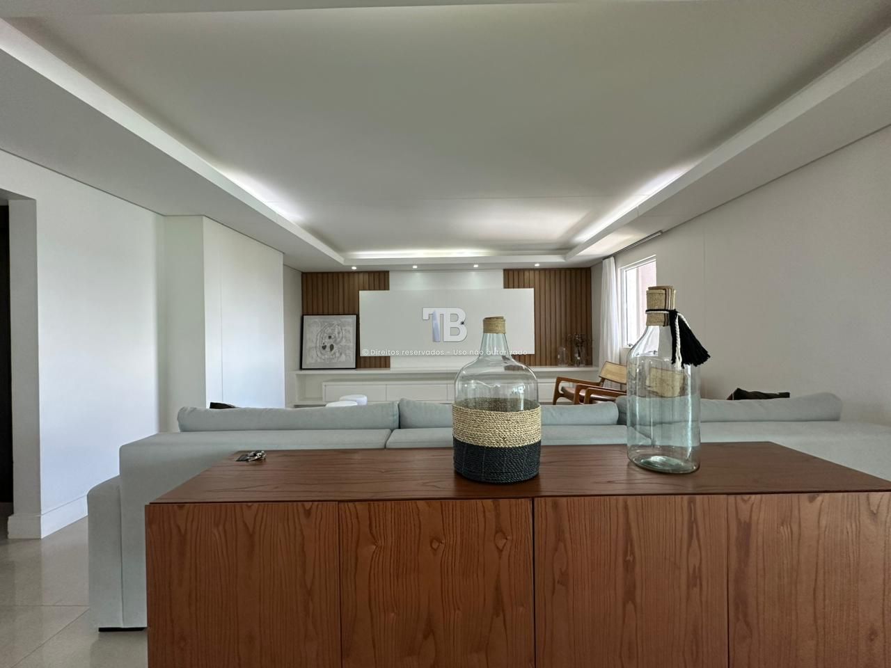 Apartamento de 3 Suítes, Centro