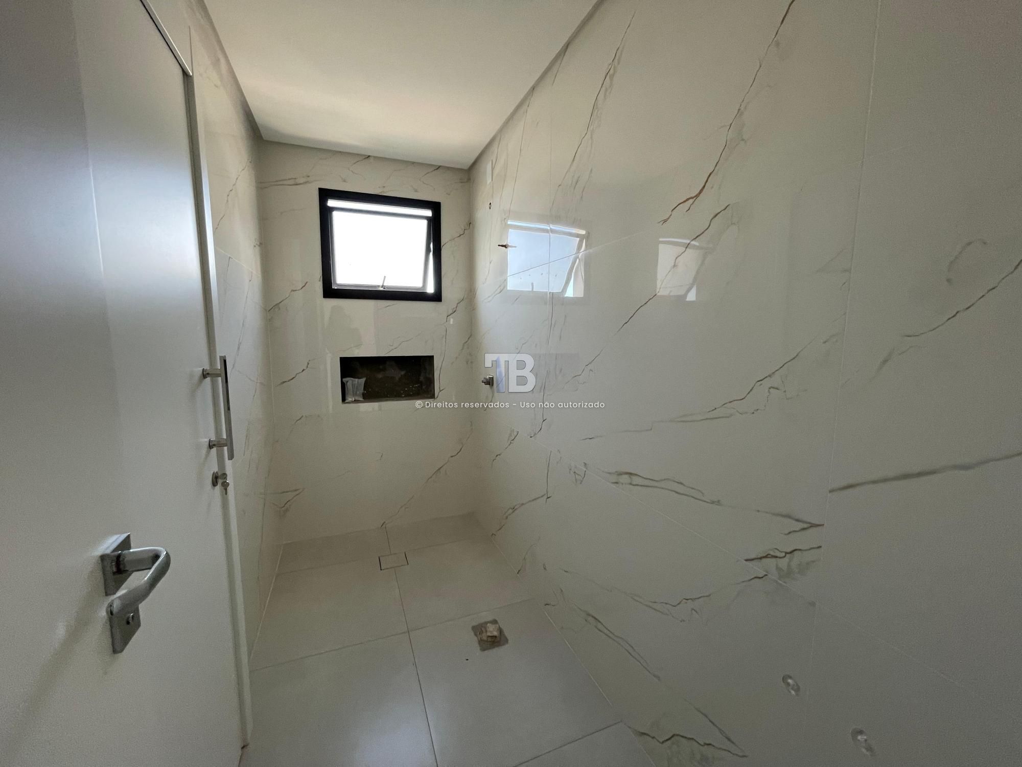 Apartamento Novo à Venda