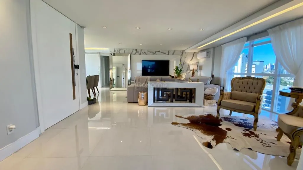 3438 – Apartamento mobiliado com 3 suítes e vista panorâmica no Maria Goretti