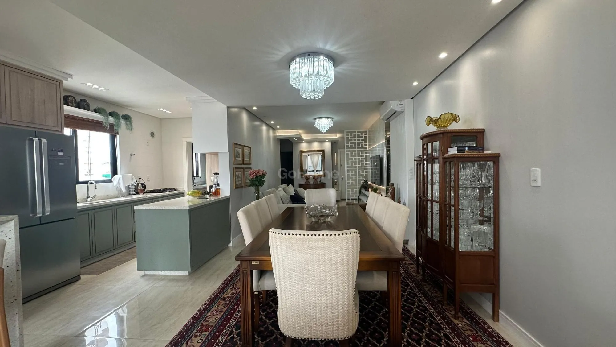 Apartamento Semimobiliado no Centro