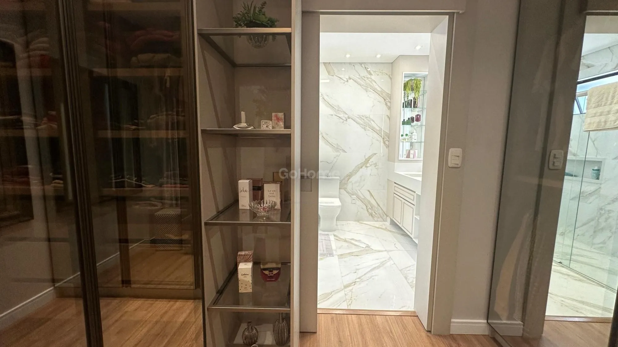 Apartamento Semimobiliado no Centro