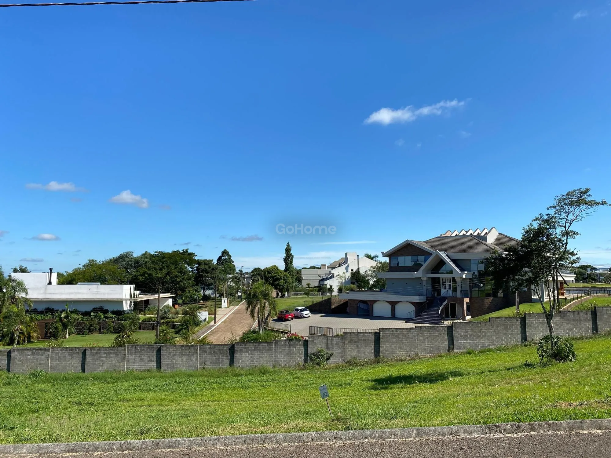 4118 – Terreno residencial desocupado com infraestrutura Bouganville Chapecó