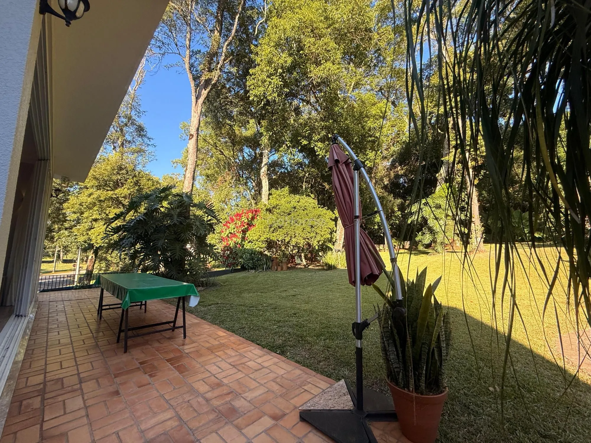 Casa Mobiliada Em Condomínio Fechado