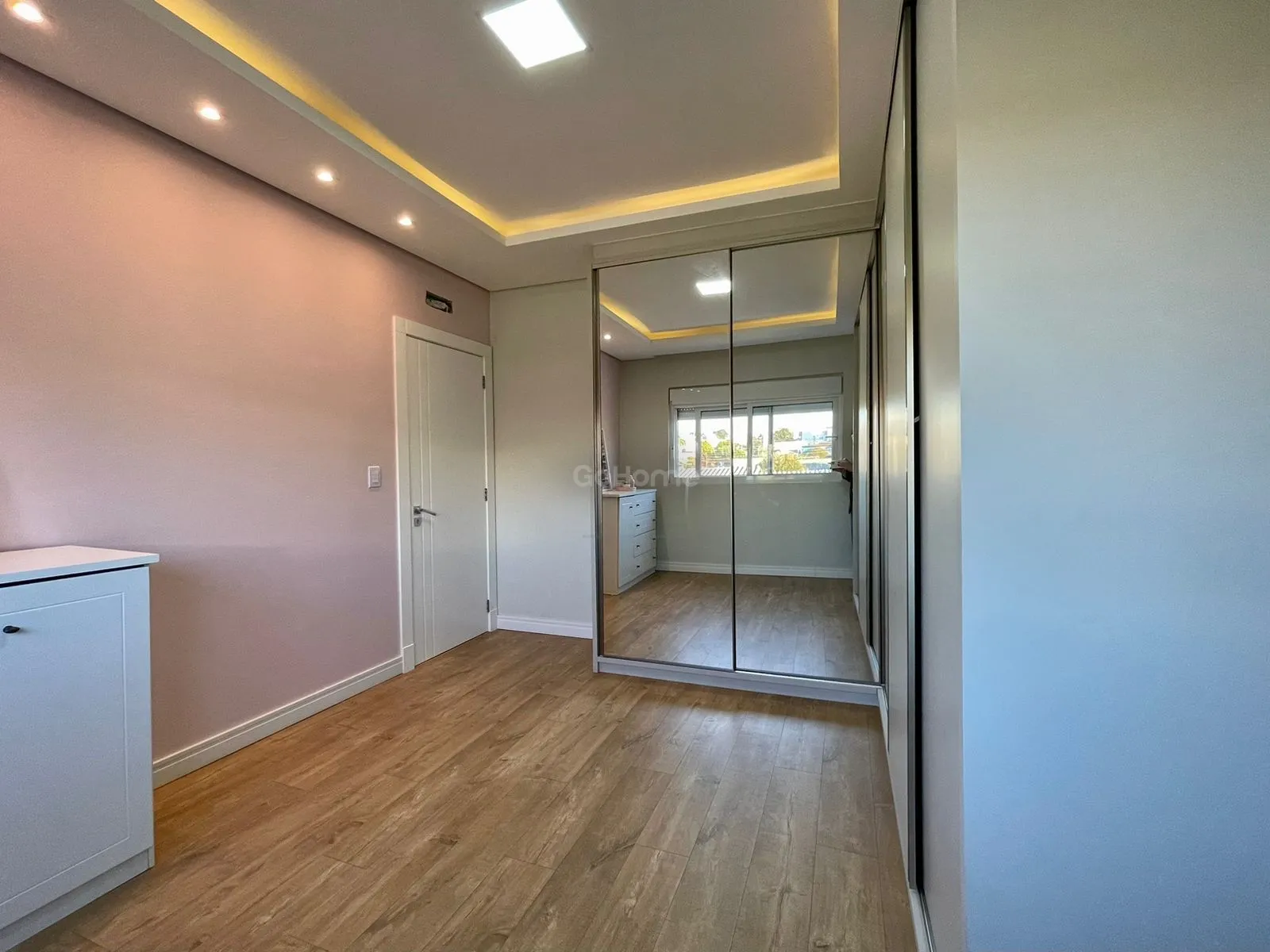 3358 – Casa Mobiliada no SAIC: Conforto e Estilo em Cada Detalhe