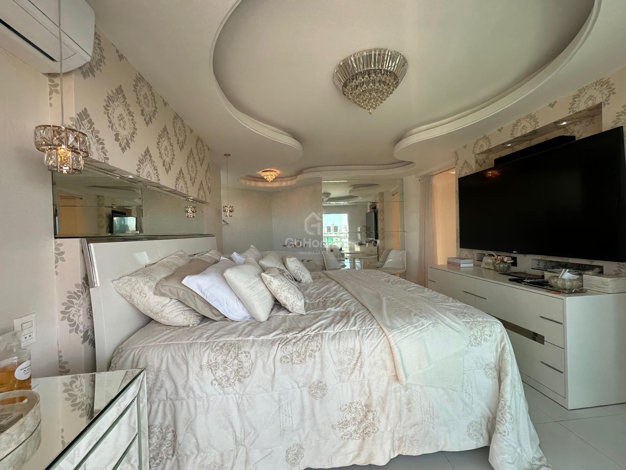 Casa com Piscina e 4 Quartos em Chapecó