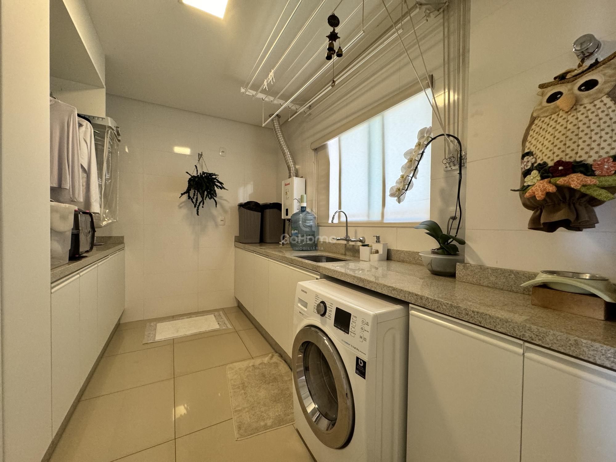 3768 – Apartamento com 3 suítes, próximo ao Marista e AABB