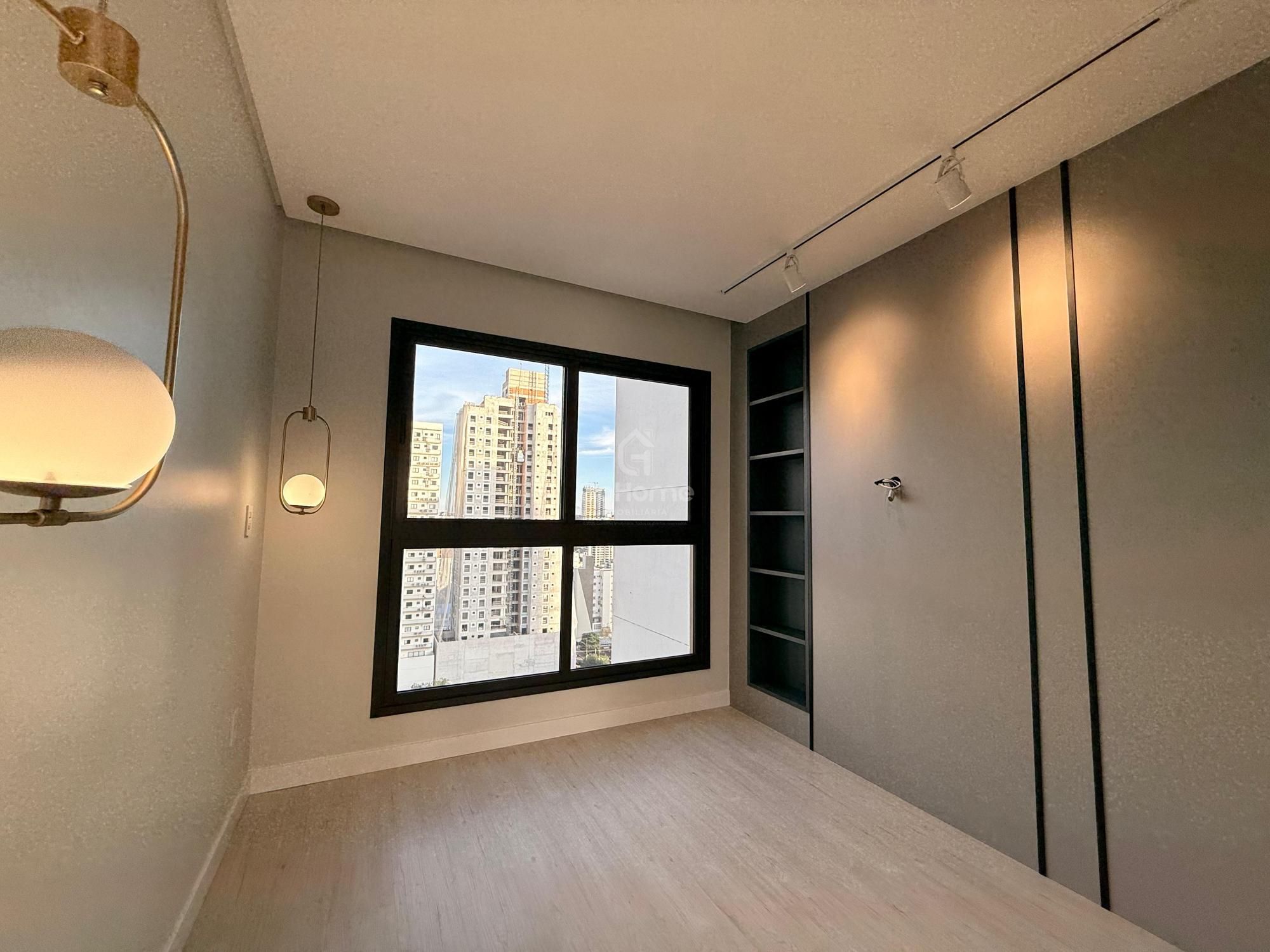 Apartamento Semimobiliado à Venda