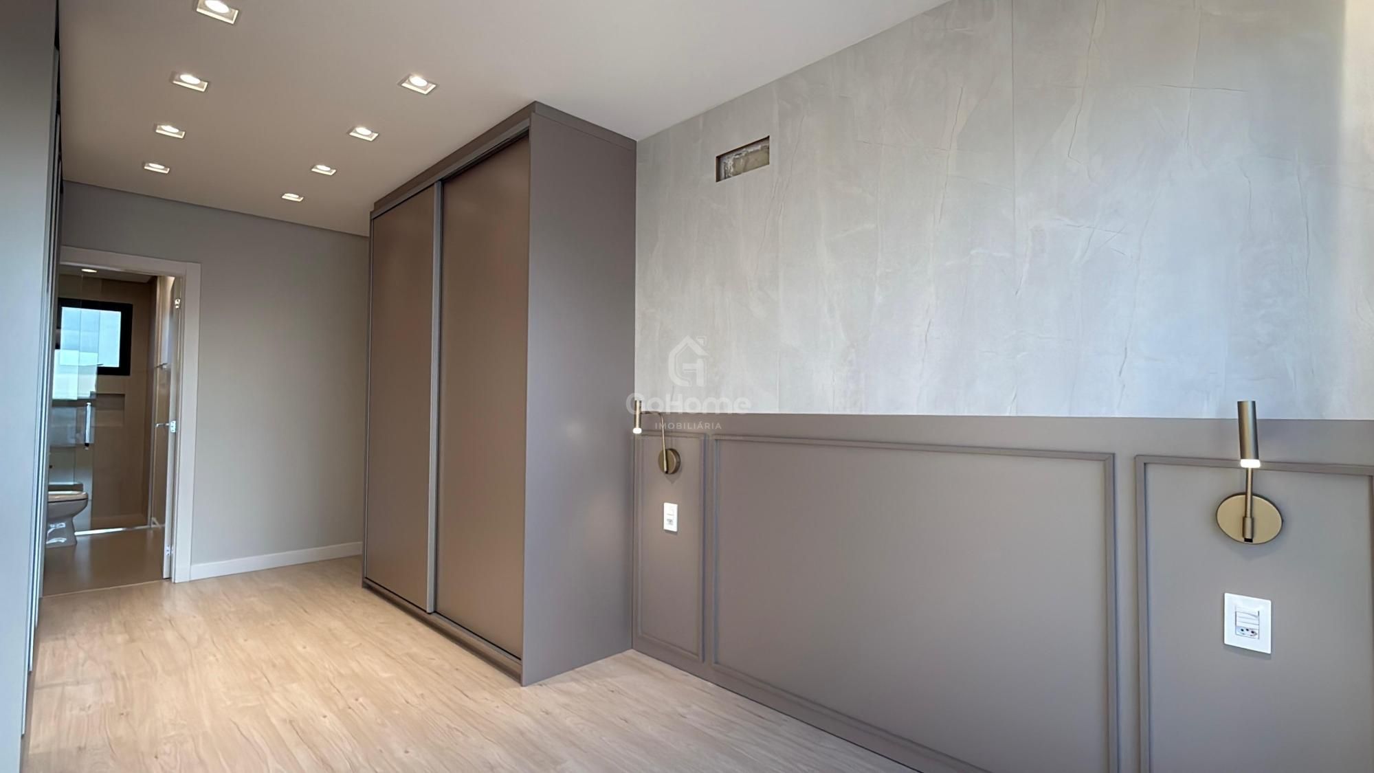 Apartamento Semimobiliado à Venda
