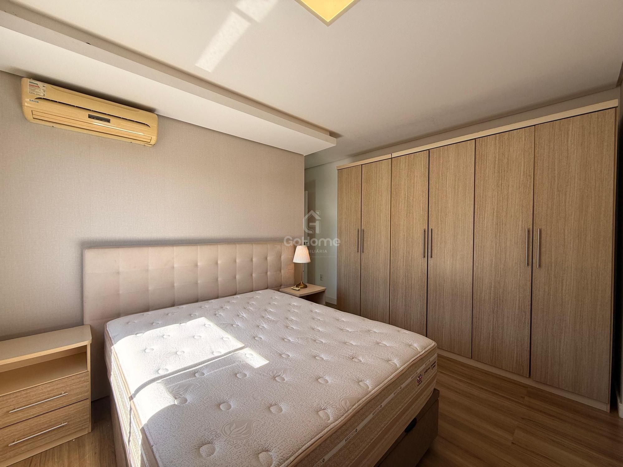 Apartamento mobiliado com 3 suítes no Centro