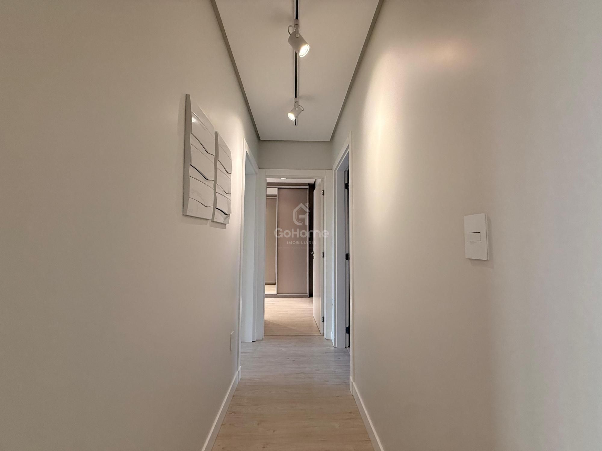 Apartamento Semimobiliado à Venda