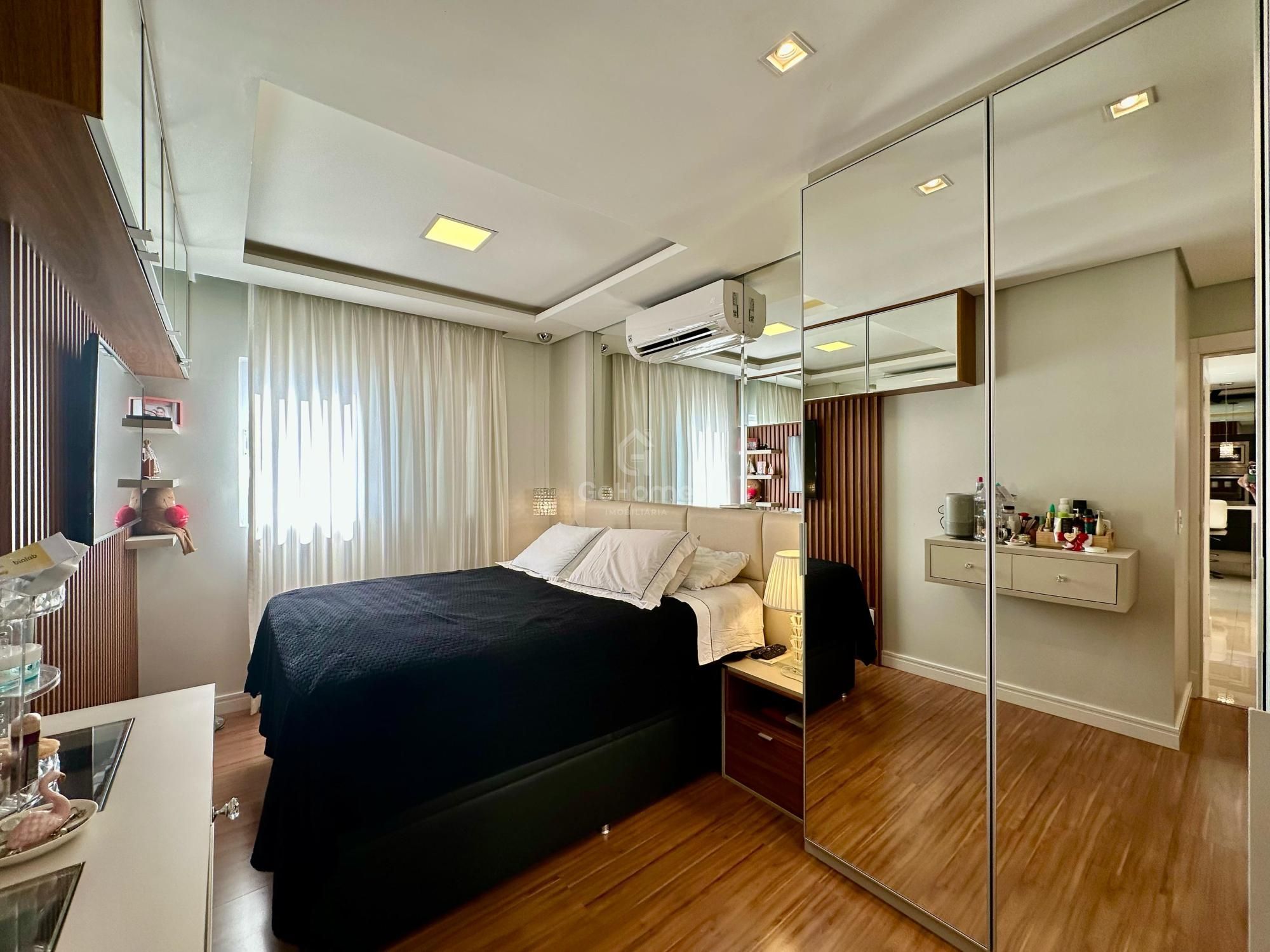 Apartamento Semimobiliado à Venda