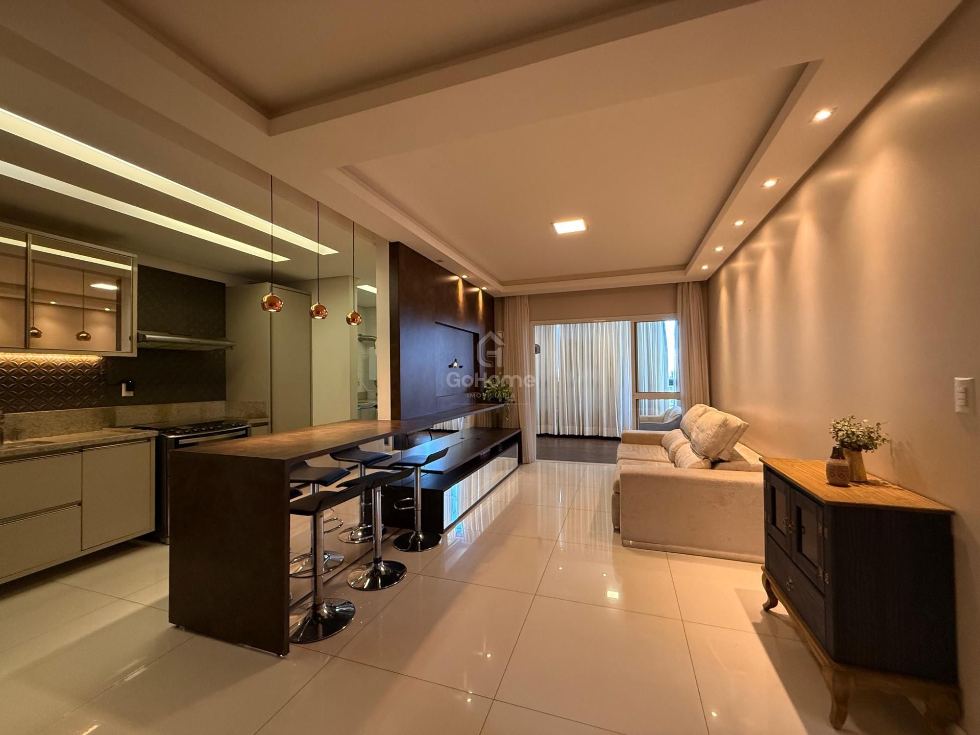 Apartamento mobiliado com 3 suítes no Centro