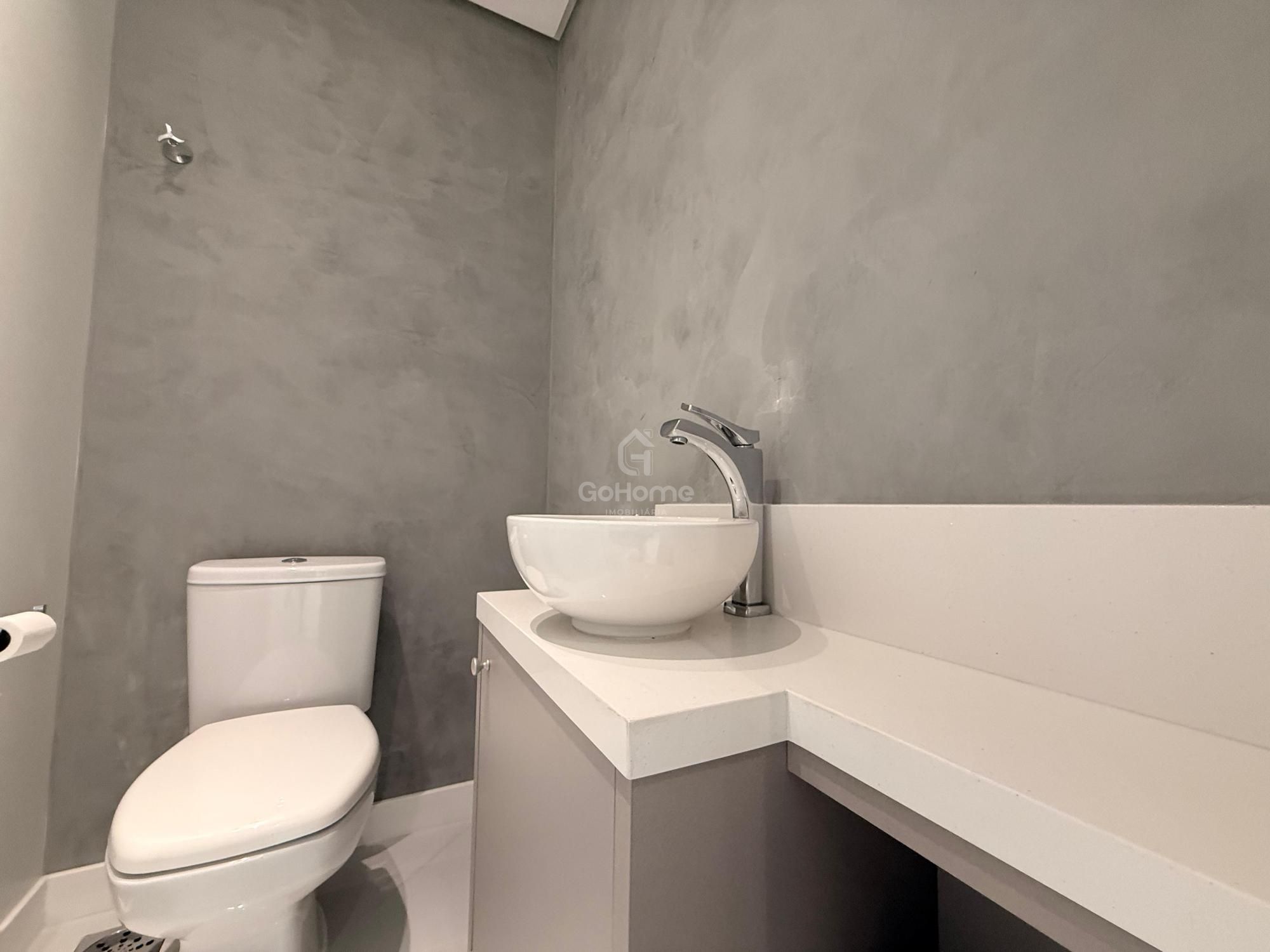 Apartamento Semimobiliado à Venda