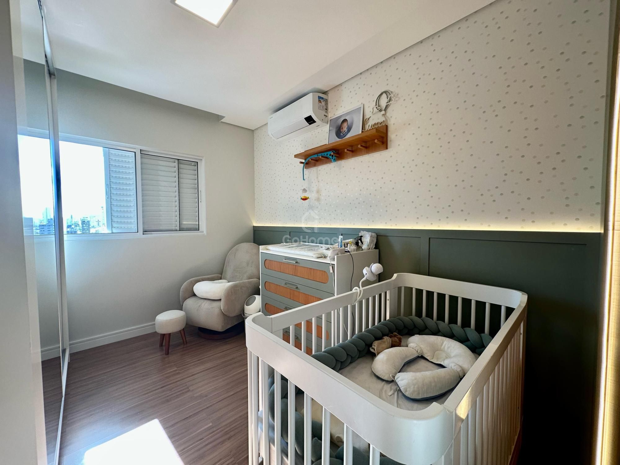 Apartamento Semimobiliado à Venda