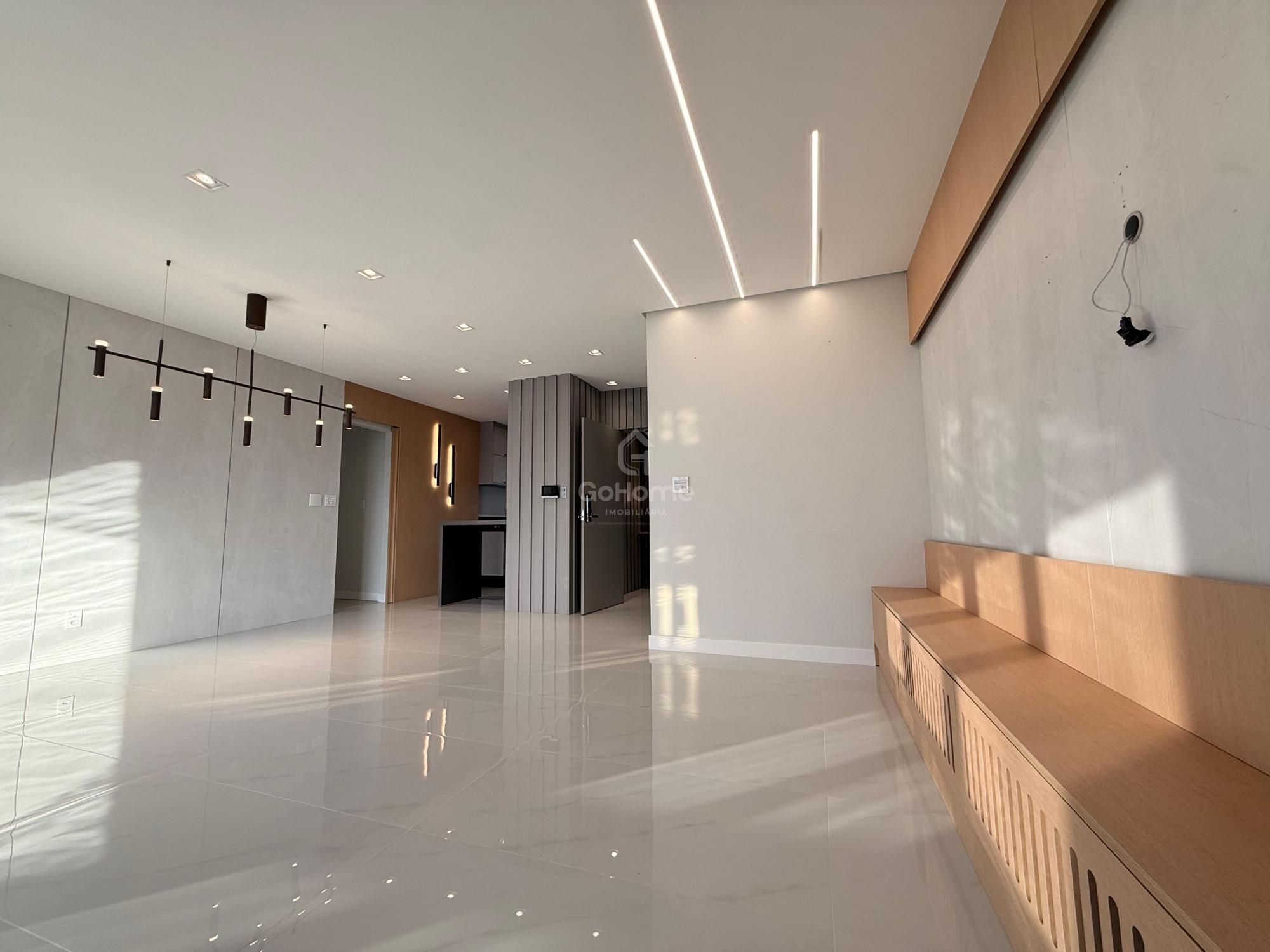 Apartamento Semimobiliado à Venda