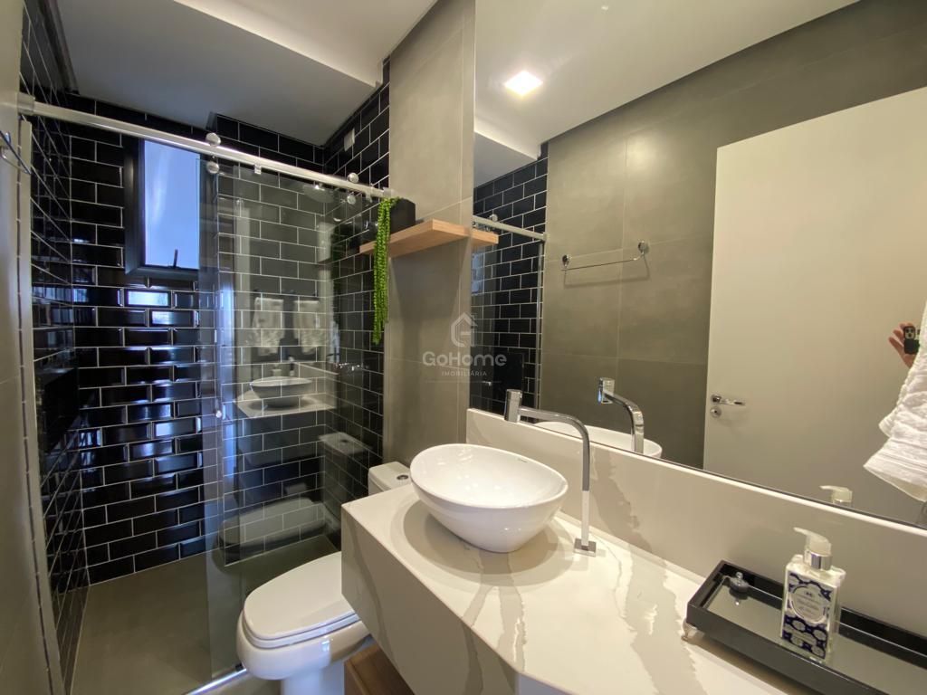 Apartamento Mobiliado à Venda