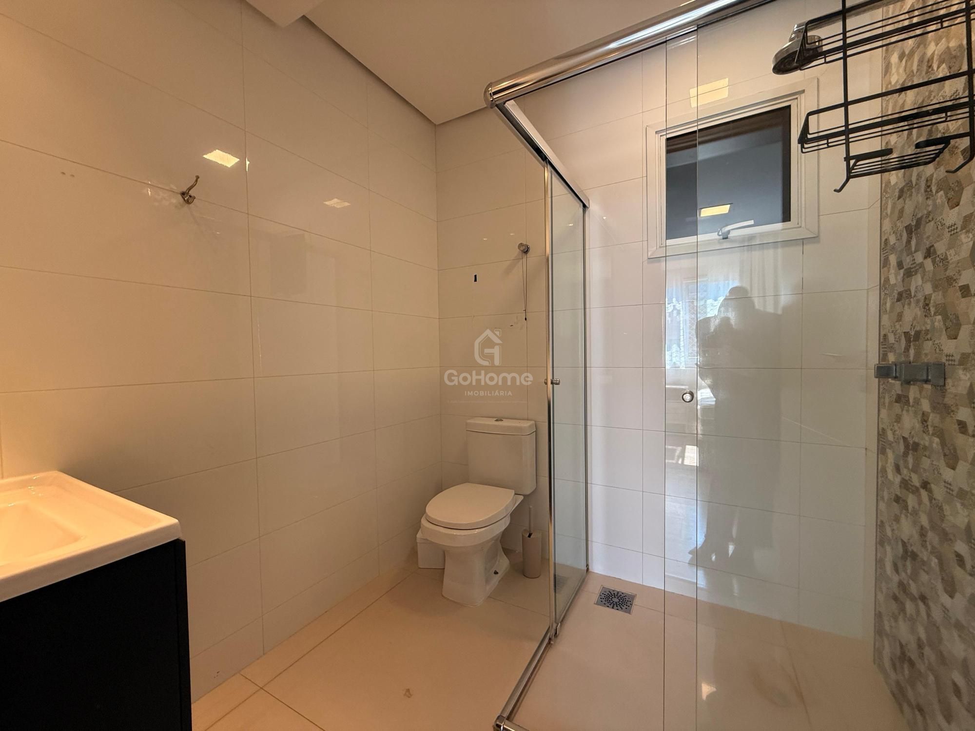 Apartamento mobiliado com 3 suítes no Centro