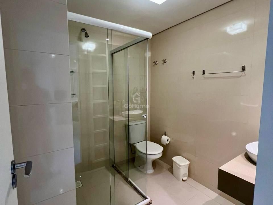 Apartamento Semimobiliado duas suítes
