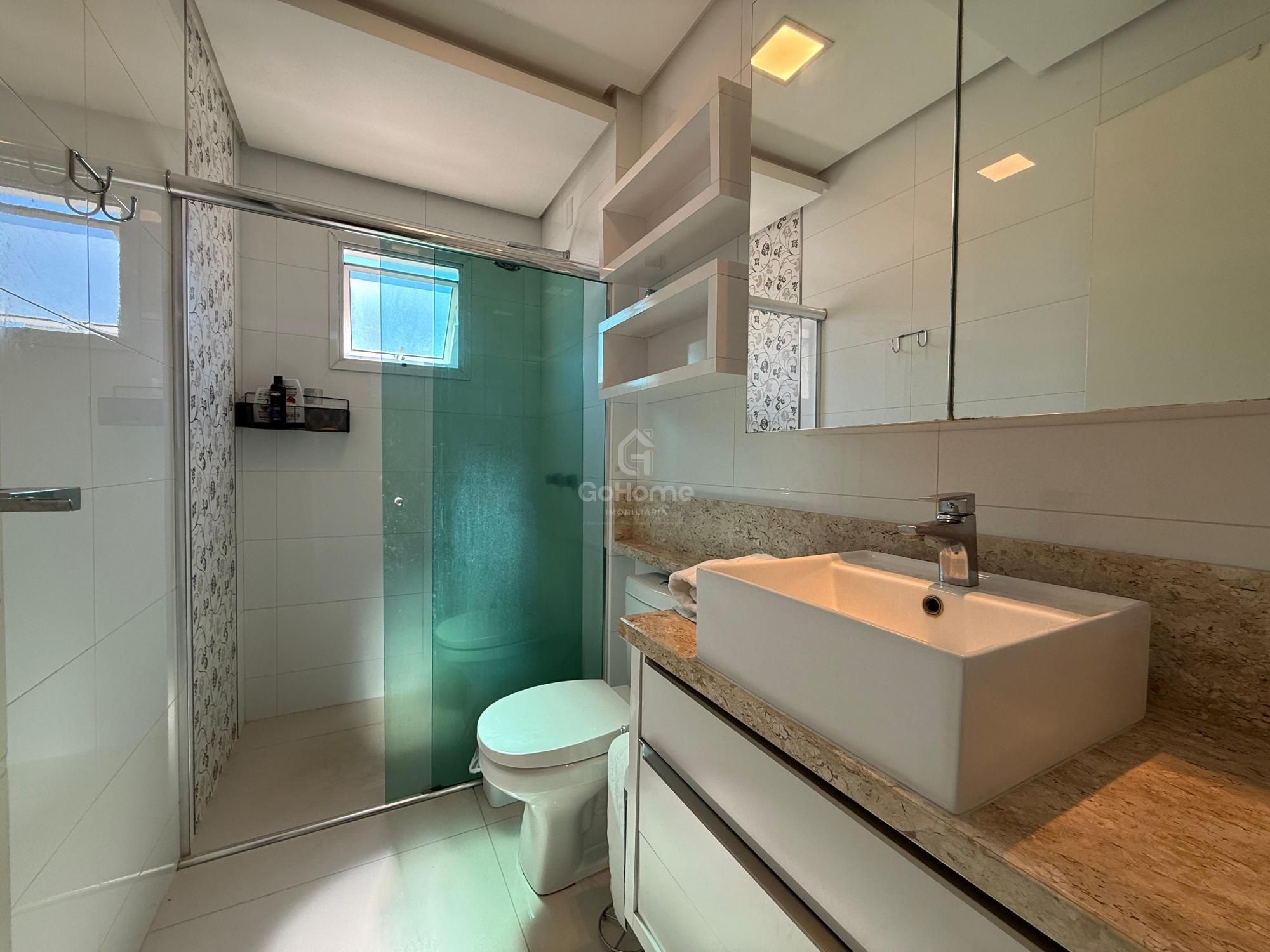 Apartamento mobiliado com 3 suítes no Centro