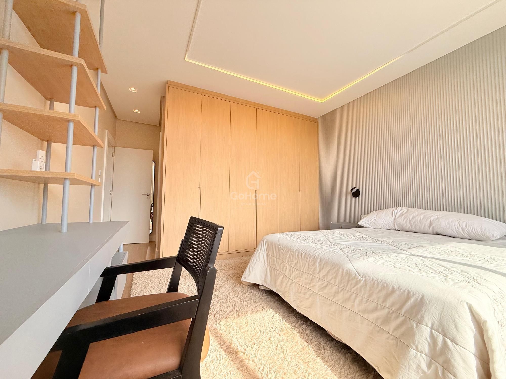 Casa com Quatro Suítes