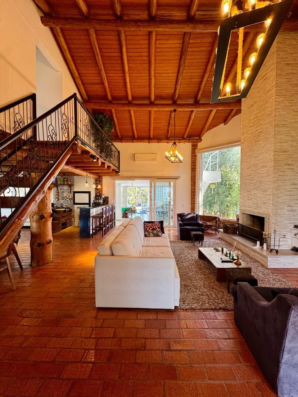 Casa em condomínio fechado