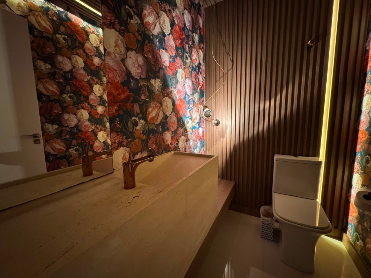 Apartamento Mobiliado com 3 suítes