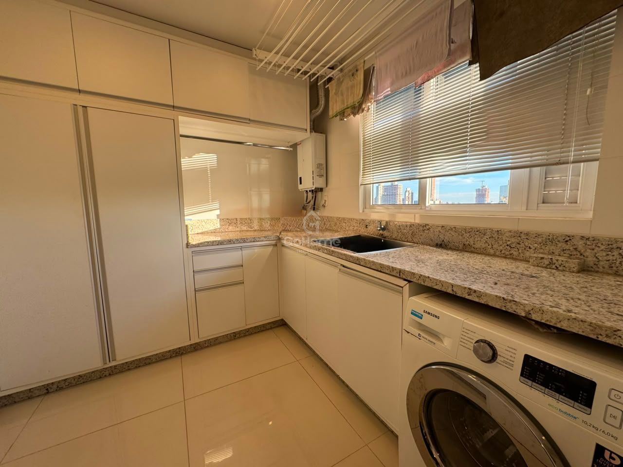 Apartamento Mobiliado com 3 suítes