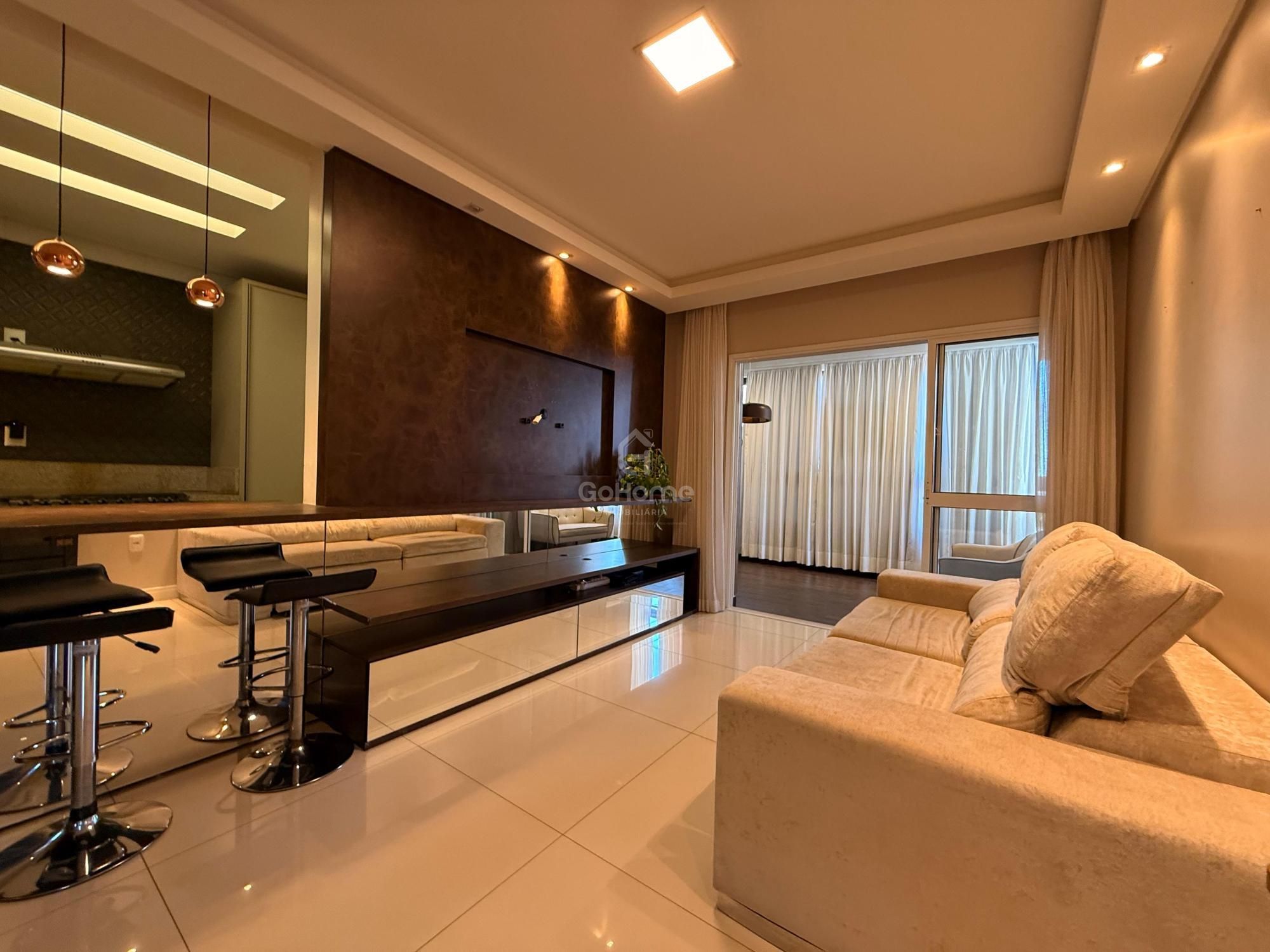 Apartamento mobiliado com 3 suítes no Centro