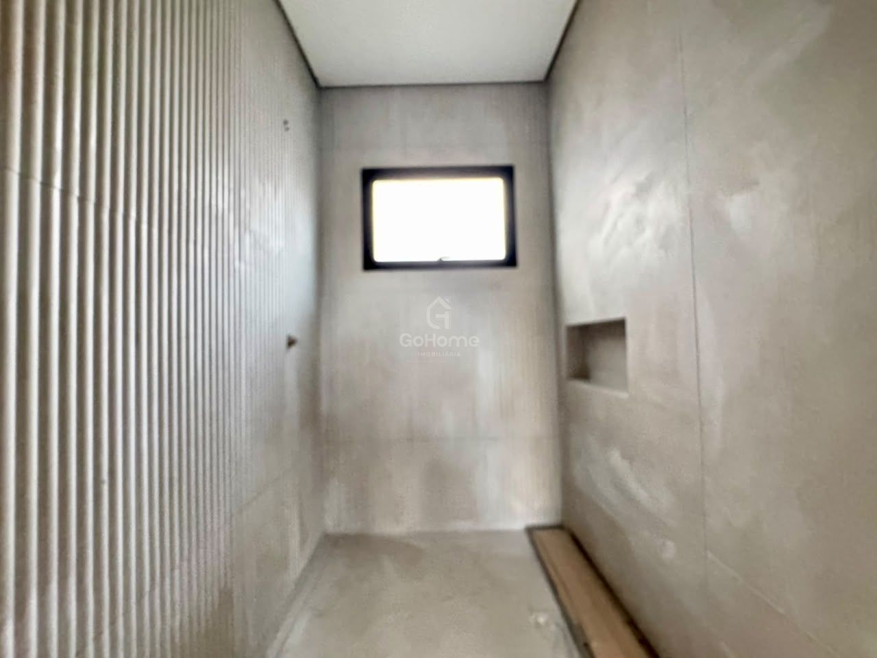 Casa em Condomínio Fechado com 3 suítes