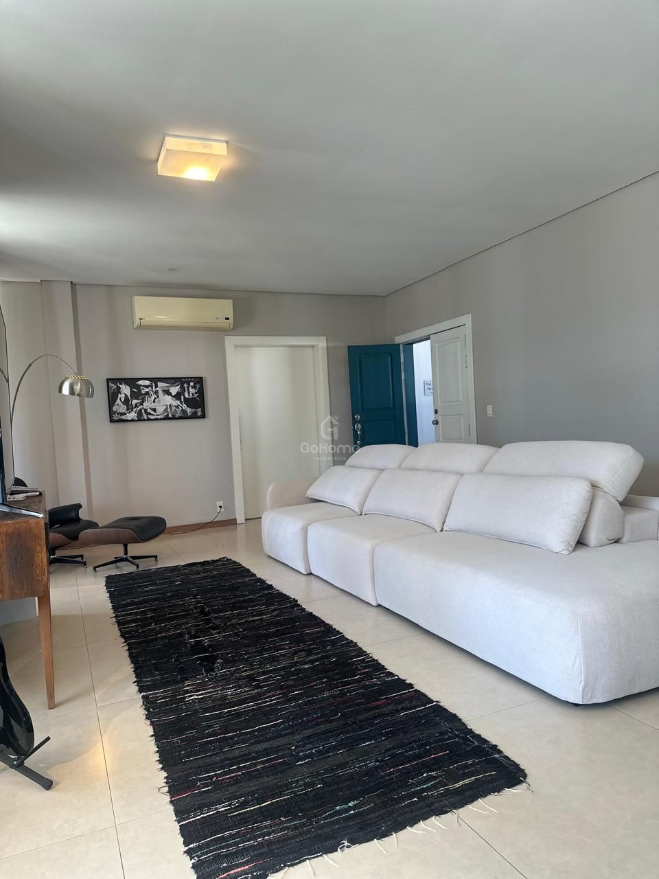 Casa em condomínio fechado