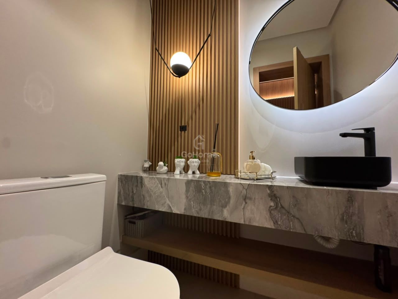 Apartamento 2 suítes mobiliado