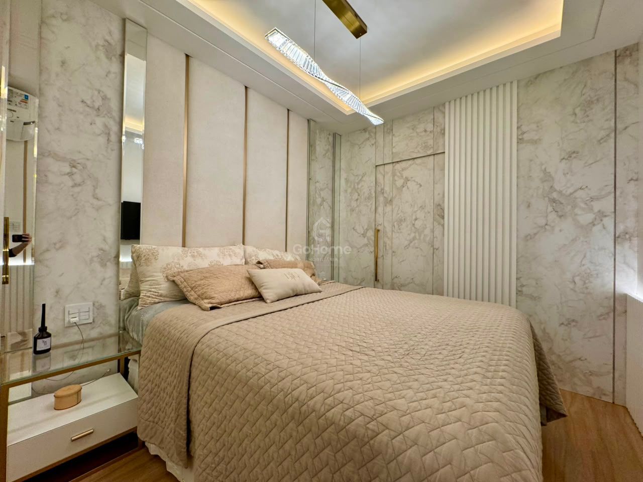 Apartamento com duas suítes mobiliado