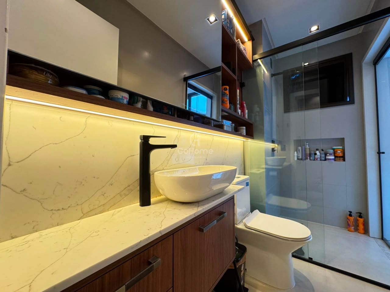 Apartamento 2 suítes mobiliado