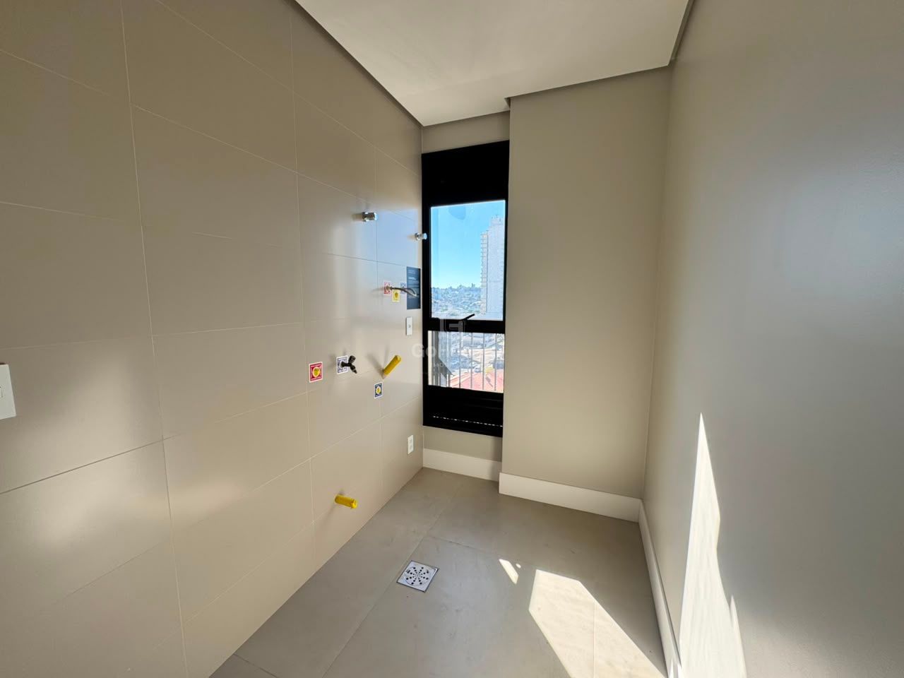 Apartamento Novo à Venda