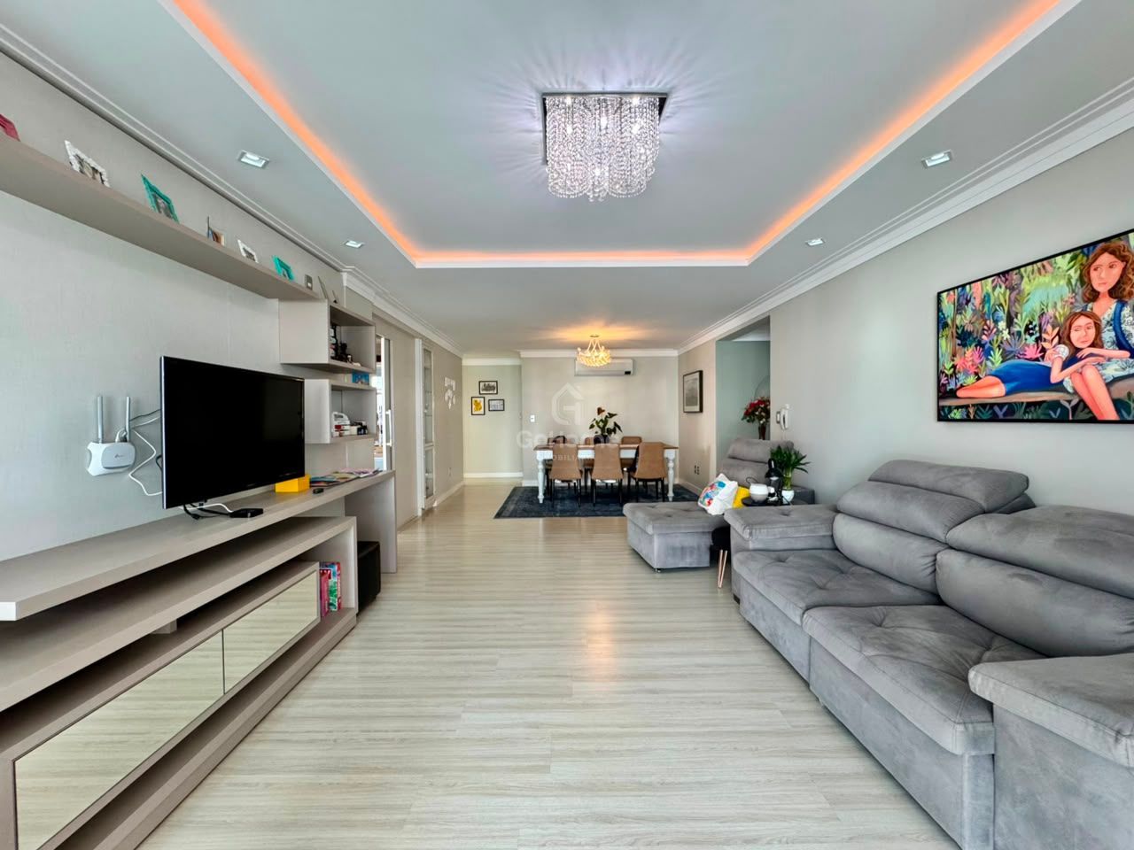 Apartamento com terraço mais Suíte Master e duas Demi-suítes