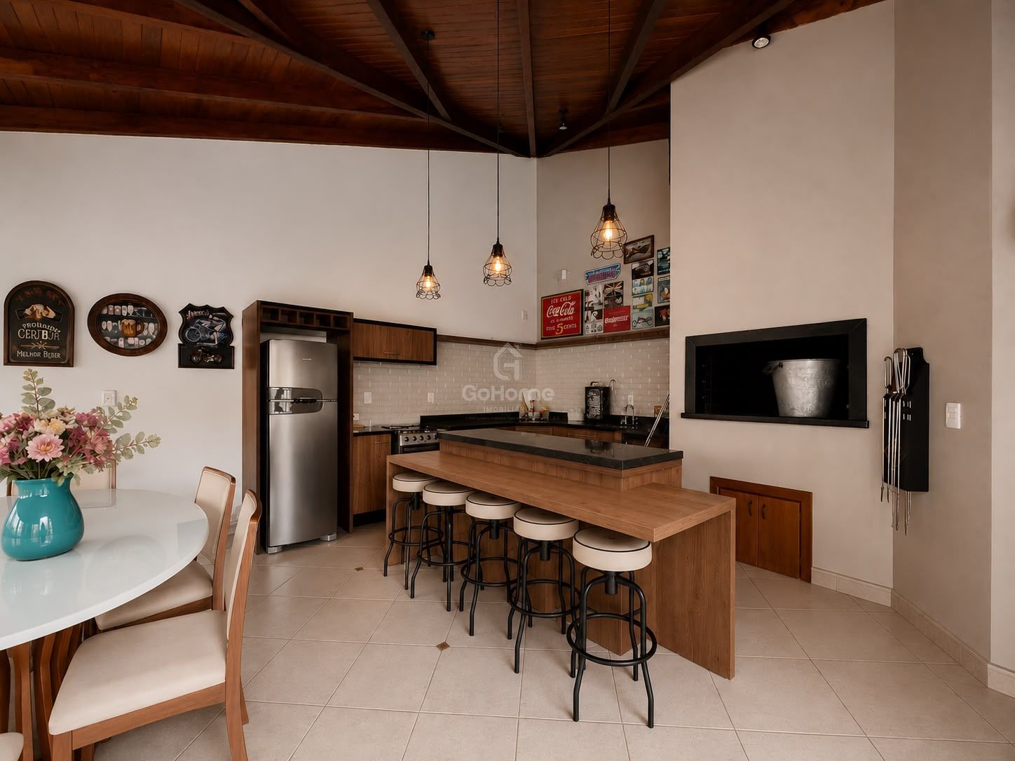 Casa Mobiliada com Piscina