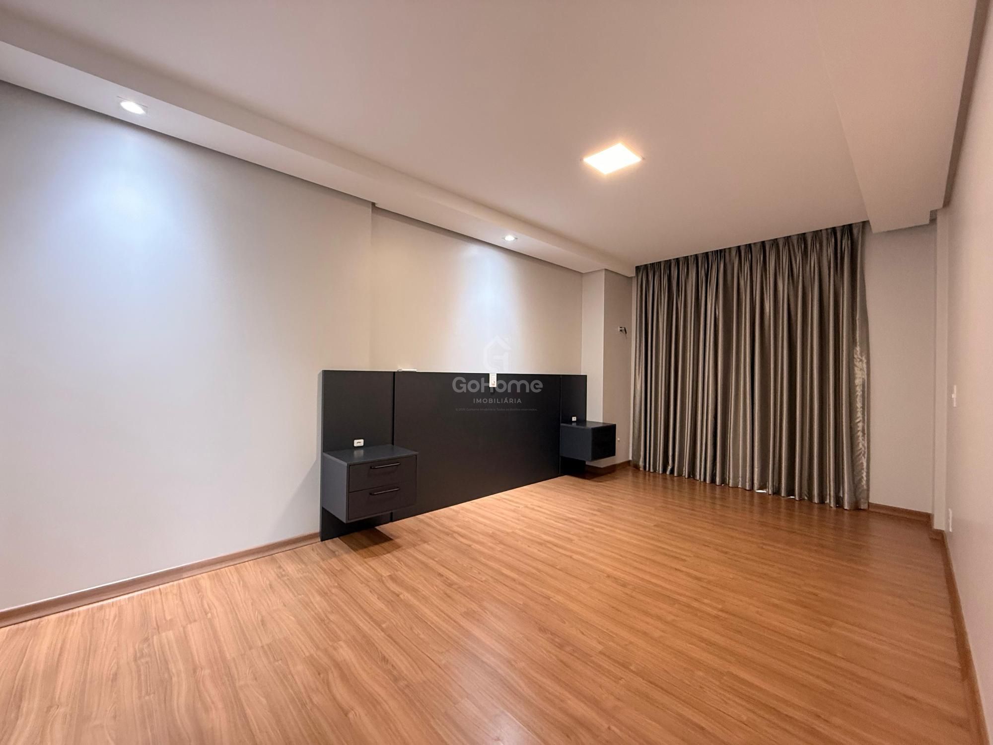 Apartamento  Duplex Semimobiliado