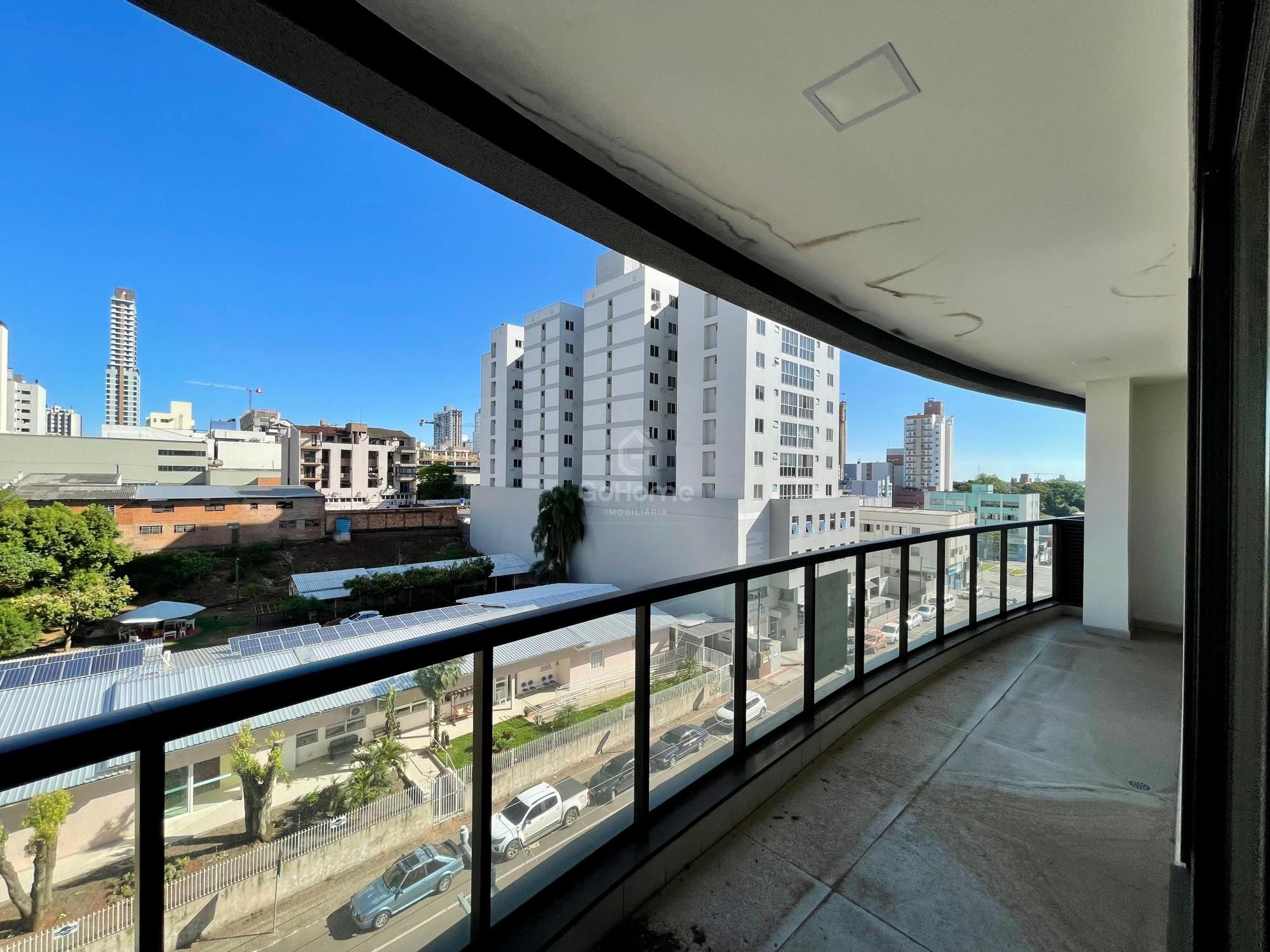 3409 – Apartamento no Centro de Chapecó, próximo da Linfer com 140,54 m² privativos