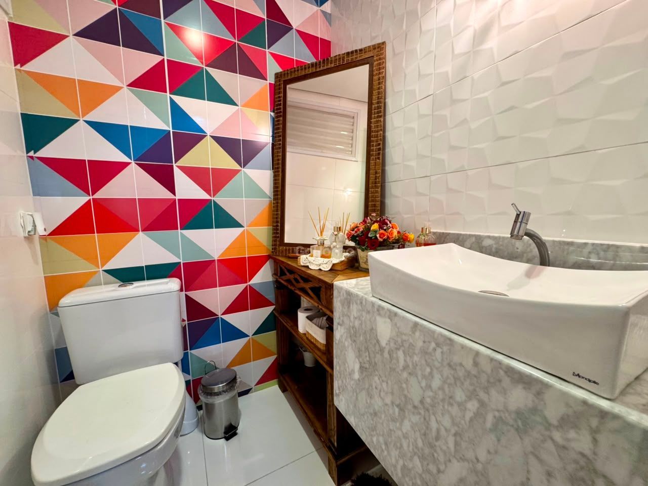 Apartamento com terraço mais Suíte Master e duas Demi-suítes
