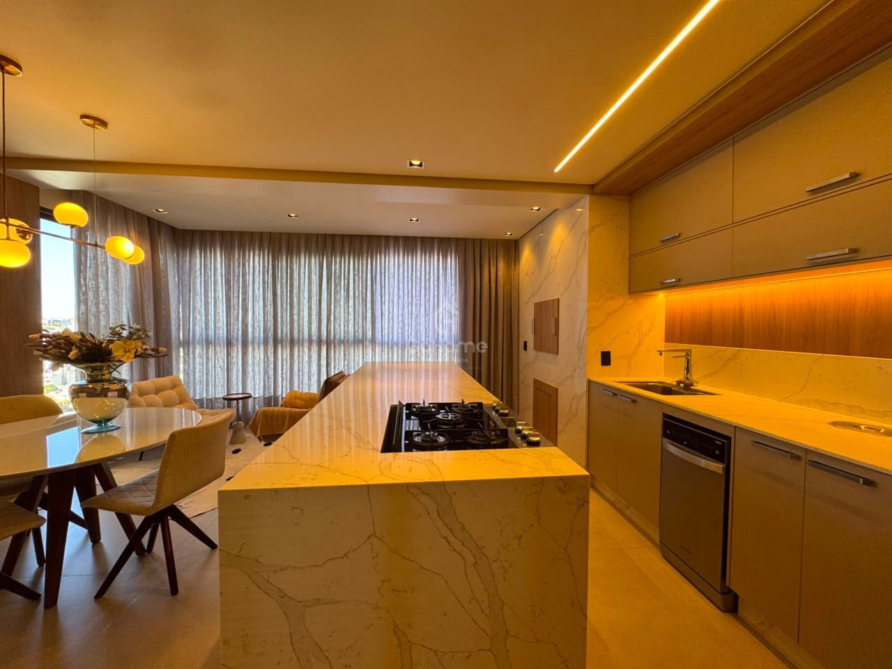 Apartamento 2 suítes mobiliado