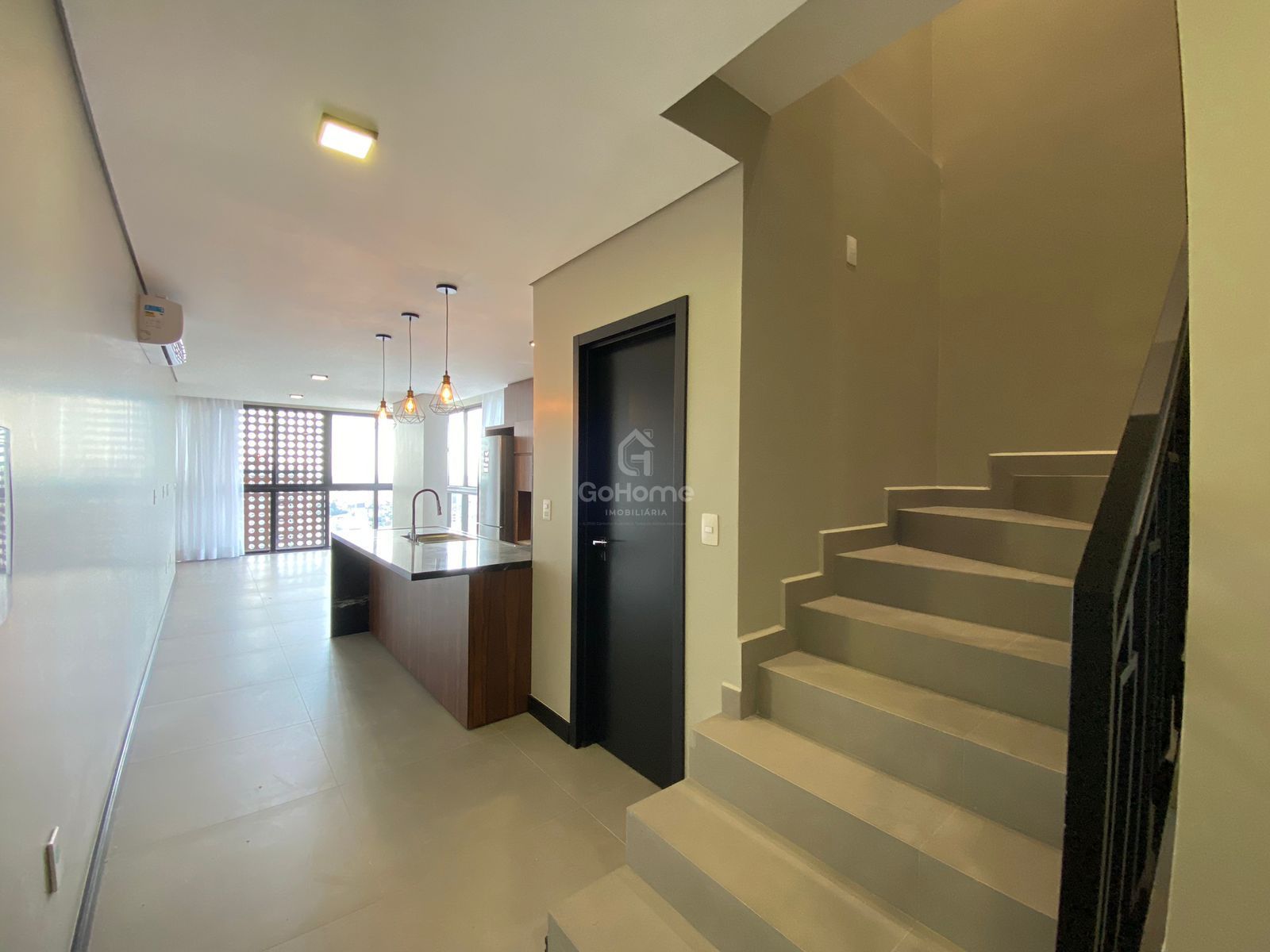 3642 – Apartamento Duplex com 3 suítes, no Centro de Chapecó