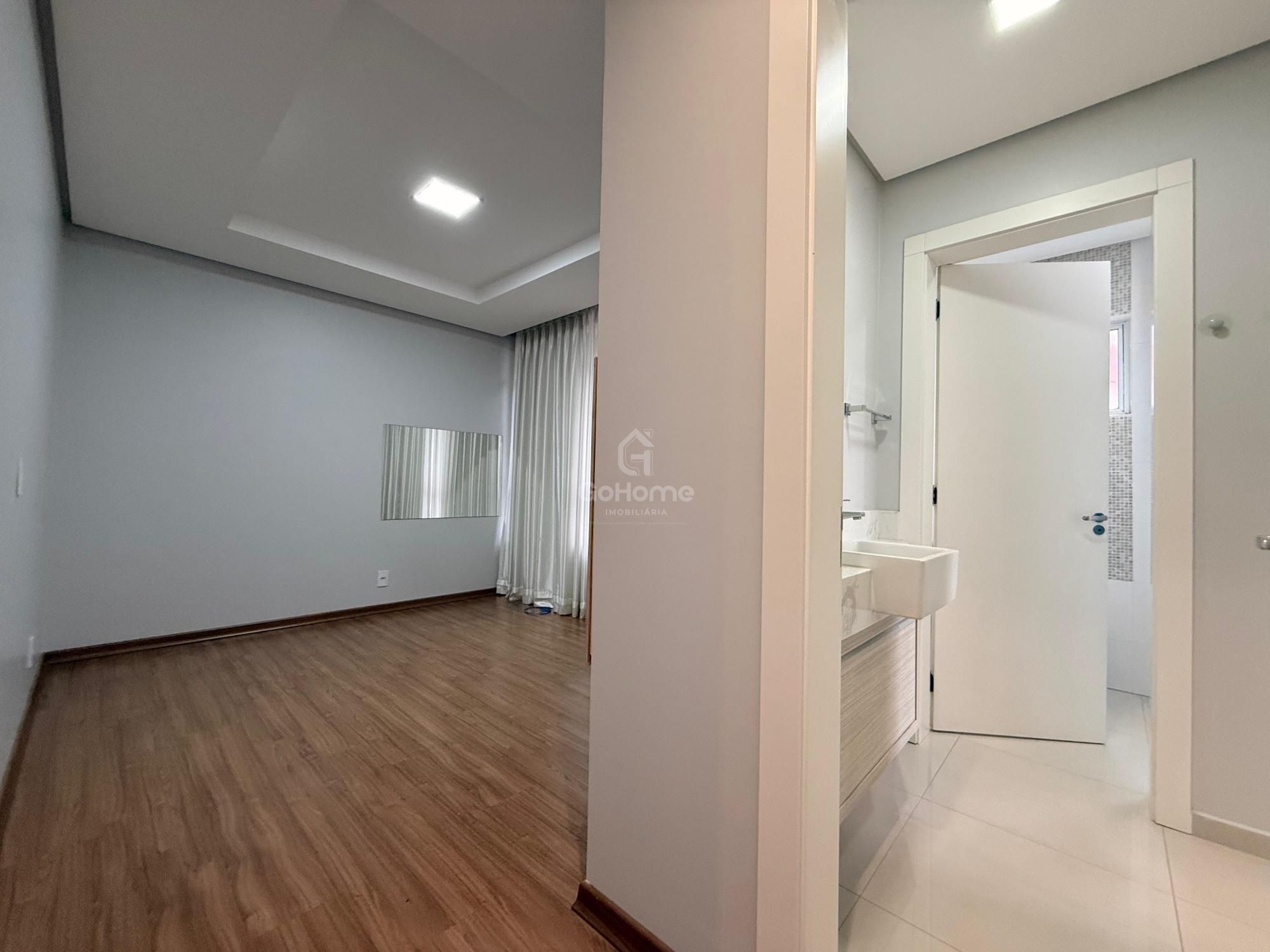 Apartamento  Duplex Semimobiliado