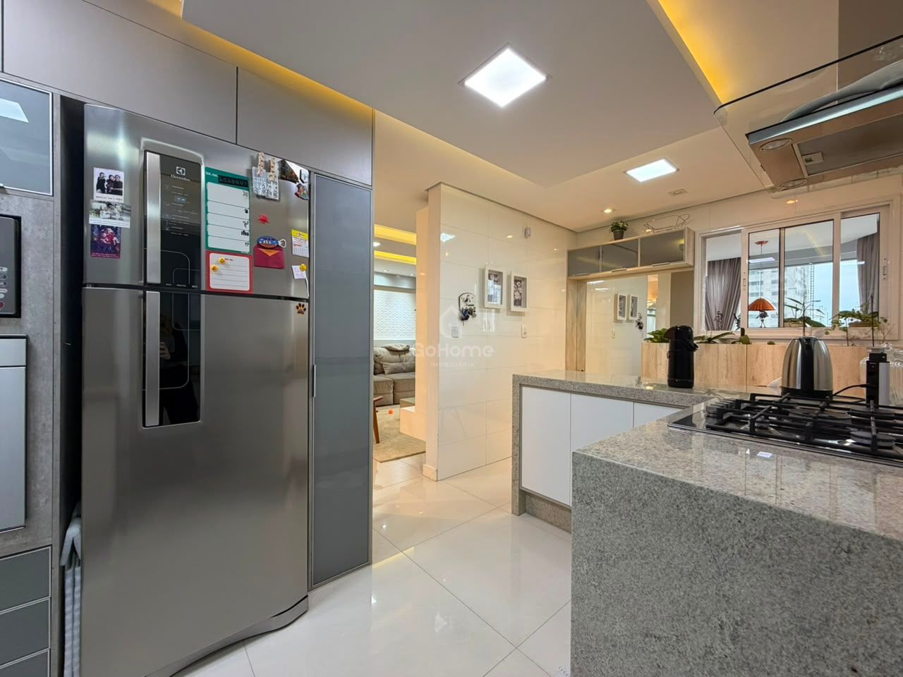 Apartamento Mobiliado e com 3 vagas de garagem