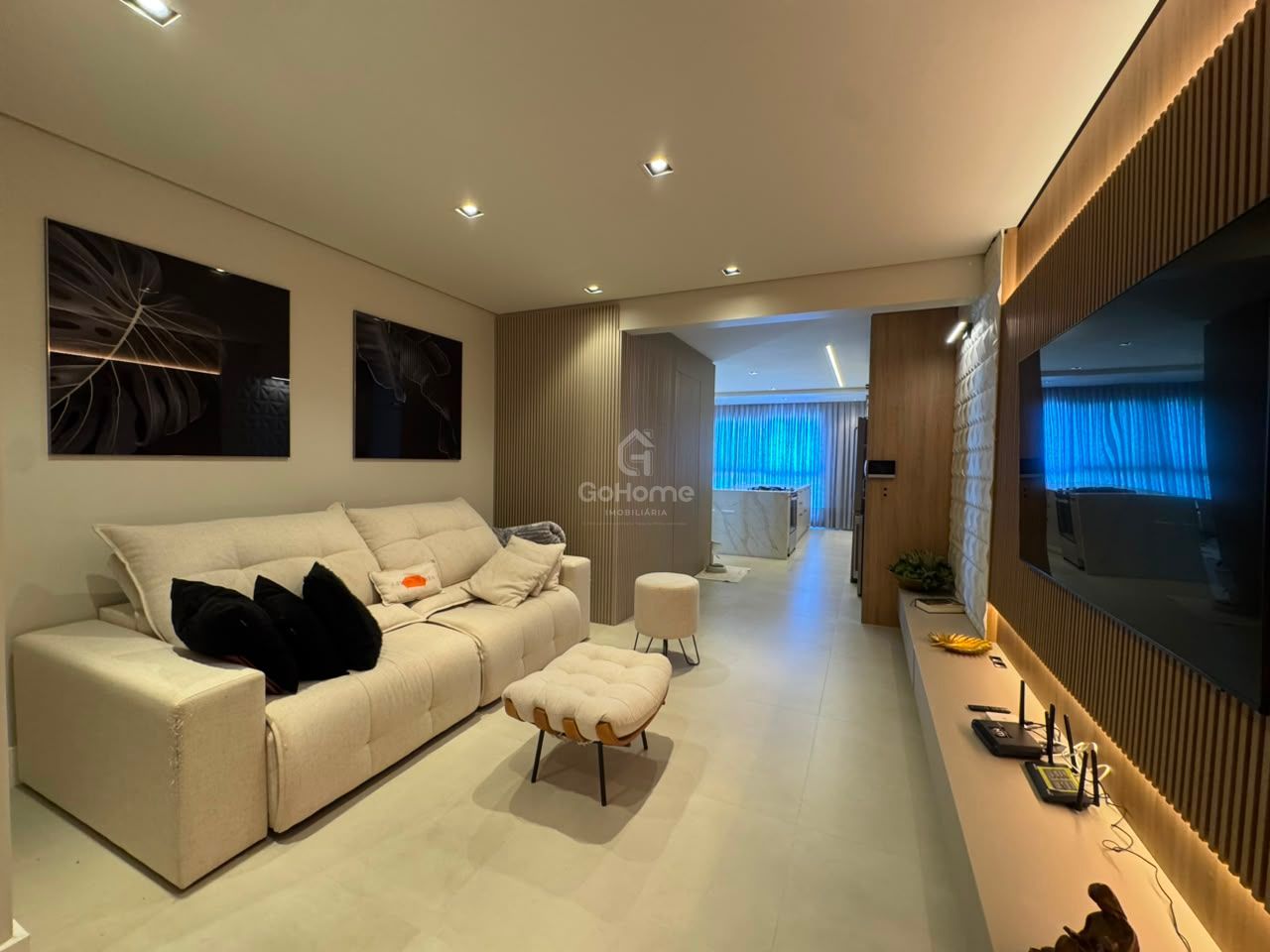 Apartamento 2 suítes mobiliado