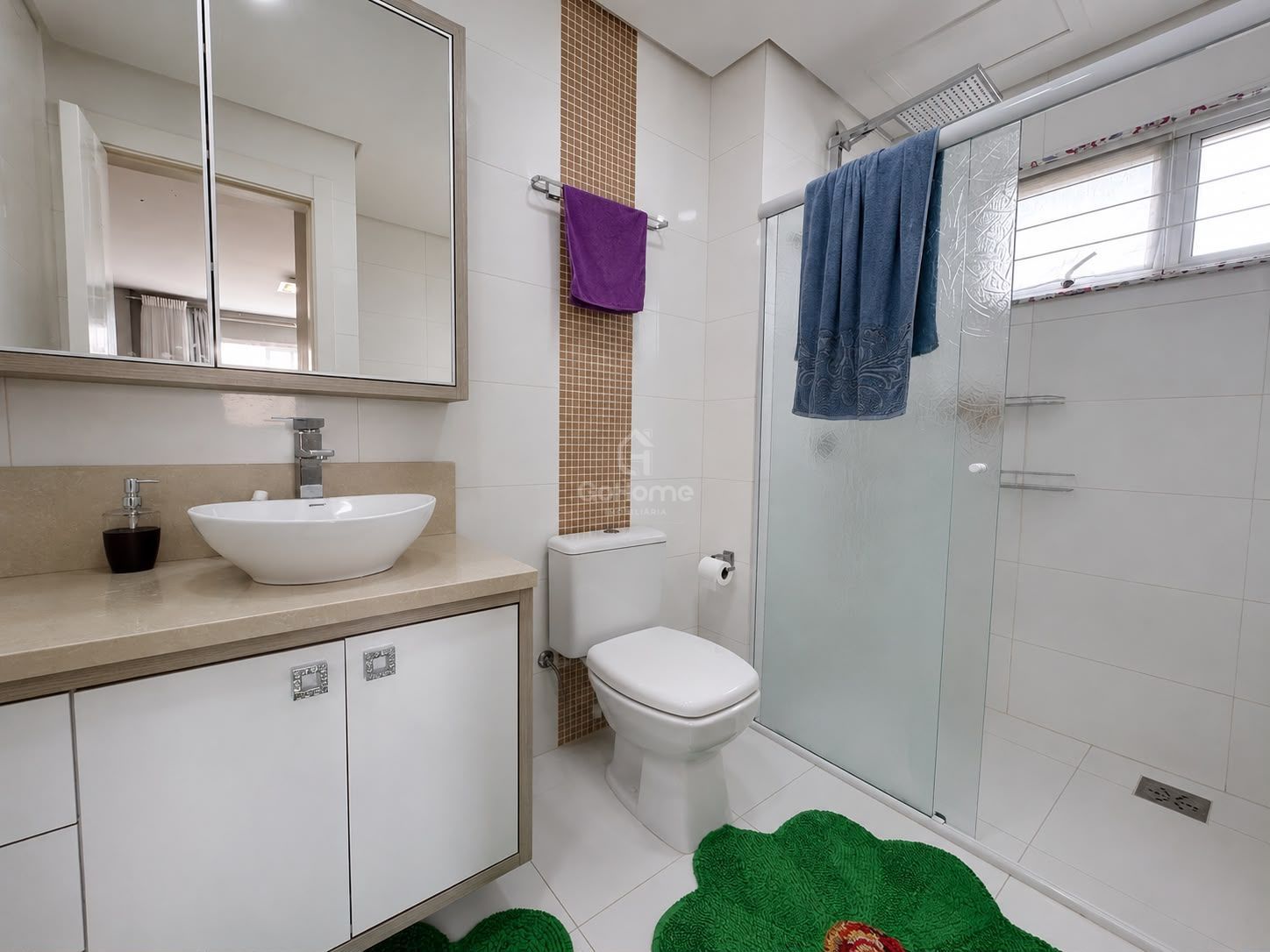 Apartamento com terraço mais Suíte Master e duas Demi-suítes