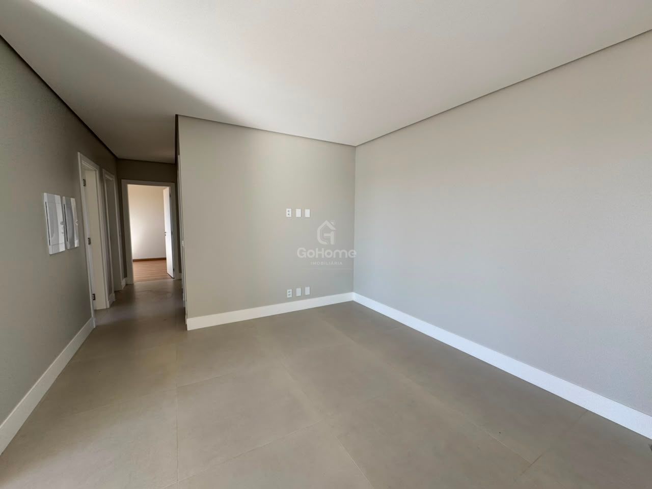 Apartamento Novo à Venda