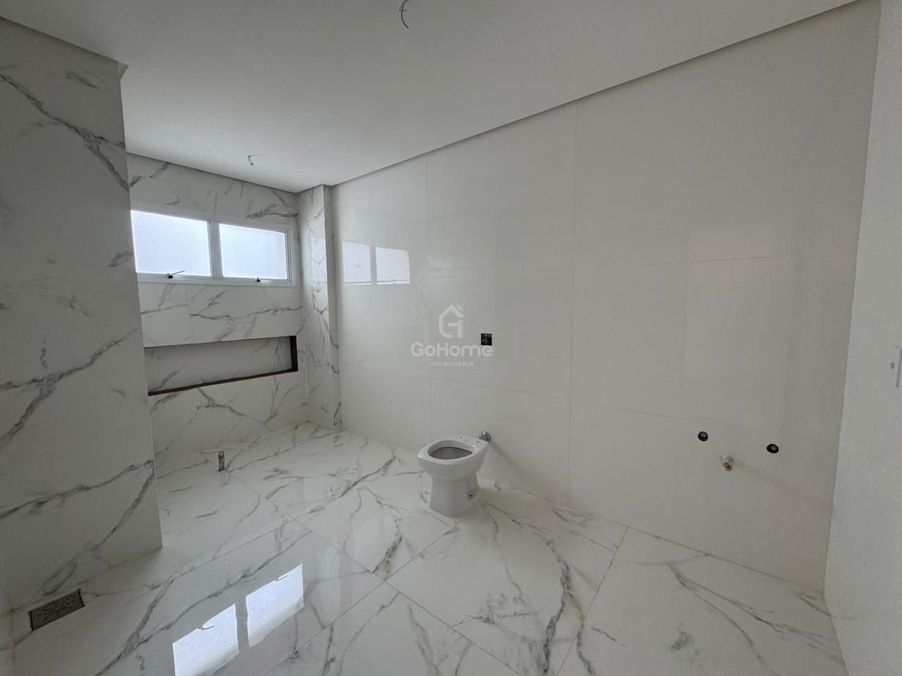 Apartamento Novo à Venda com 4 dormitórios