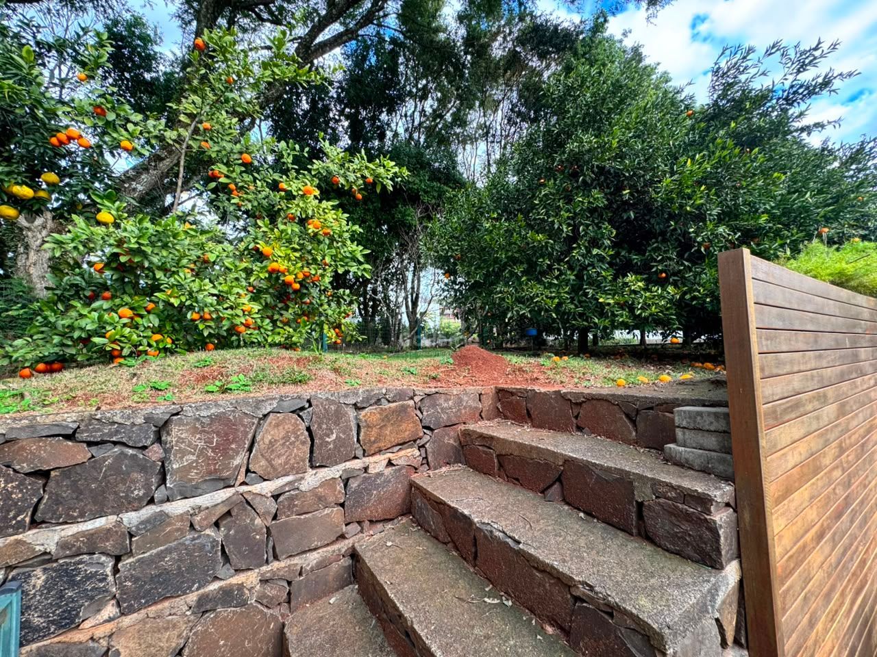 Casa em Condomínio Fechado Mobiliada